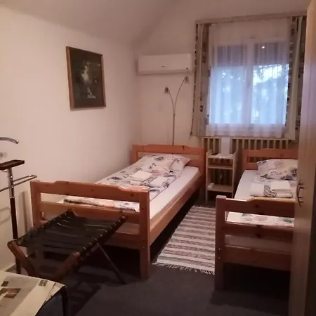 Ferienwohnung Mezeskucko Tiszaszolos Exterior foto